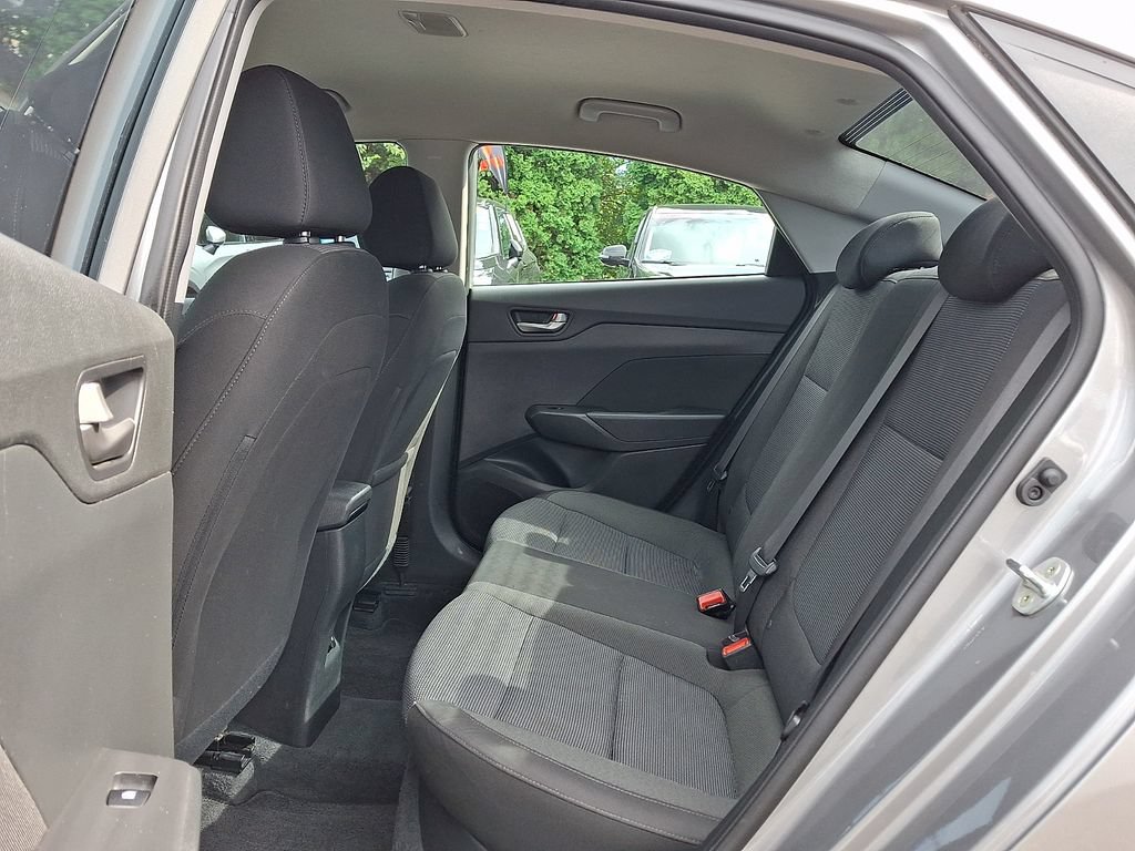 Used 2021 Hyundai Accent SEL FWD image 10