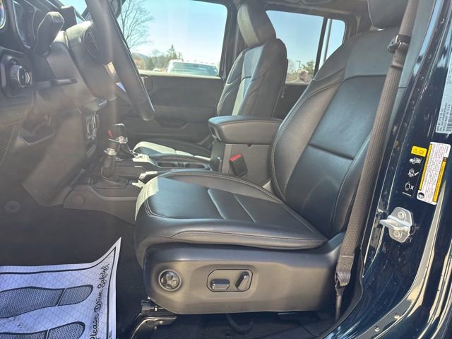 Certified 2025 Jeep Wrangler Sahara w/ Safety Group image 9