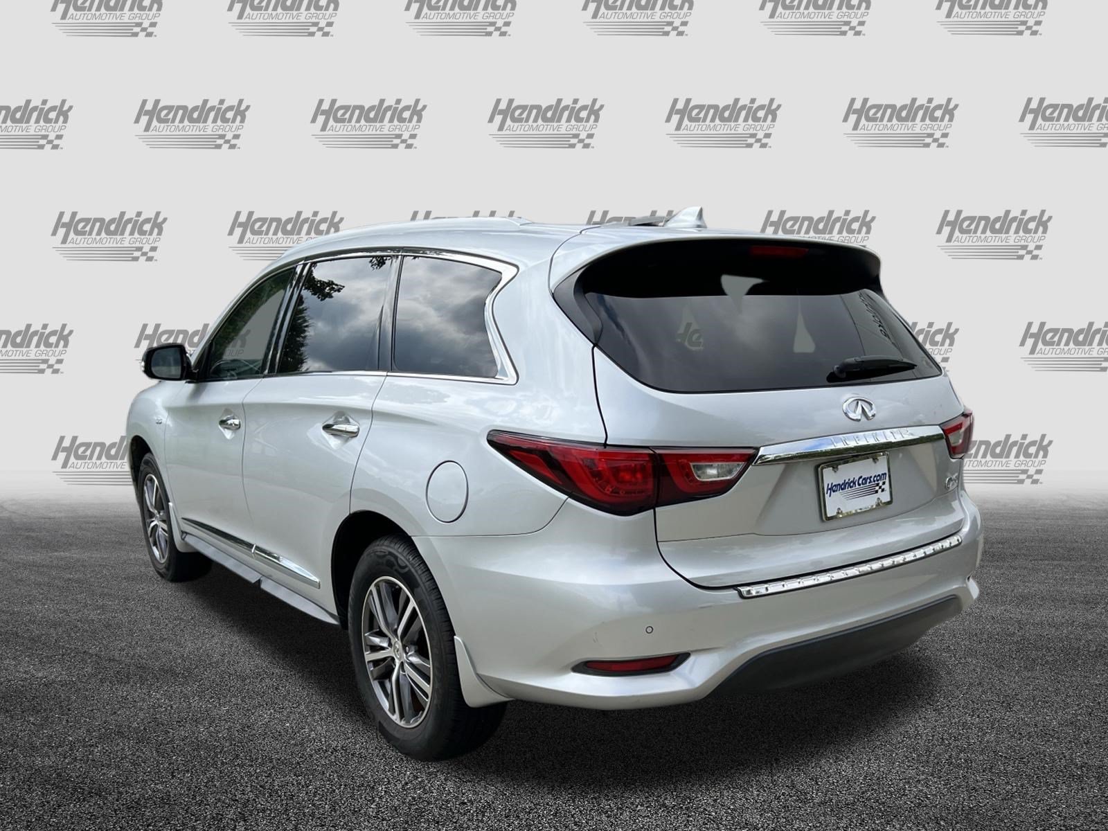 Used 2017 INFINITI QX60 Luxe w/ Premium Plus Package AWD/4WD image 8