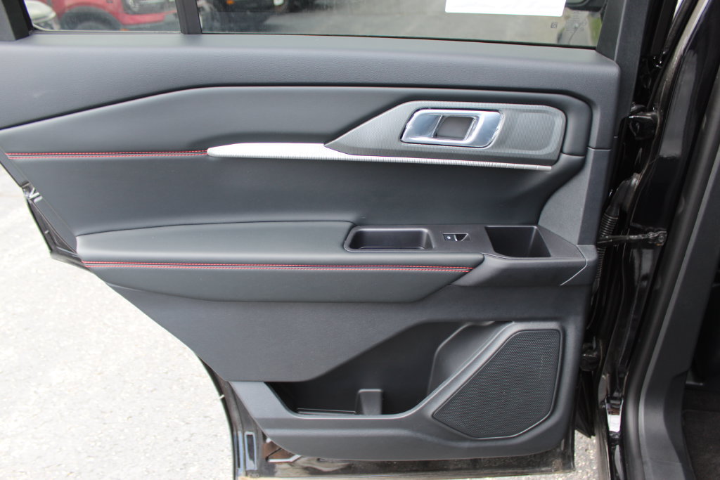 New 2026 Ford Explorer ST-Line AWD/4WD image 17