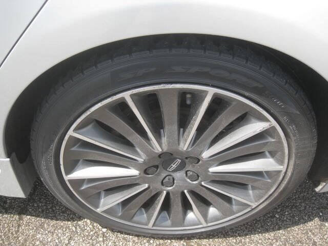 Used 2015 Lincoln MKZ AWD w/ Equipment Group 102A Reserve image 32