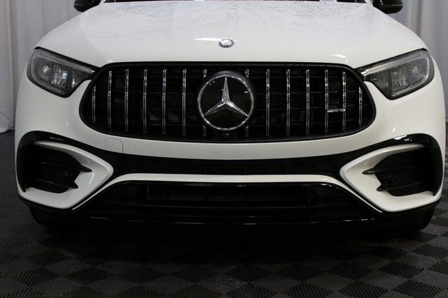 New 2025 Mercedes-Benz GLC 43 AMG 4MATIC image 3