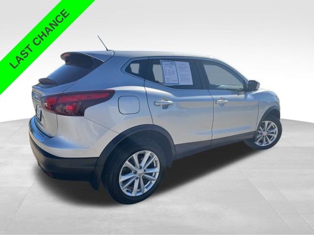 Used 2018 Nissan Rogue Sport S w/ S Appearance Package image 6