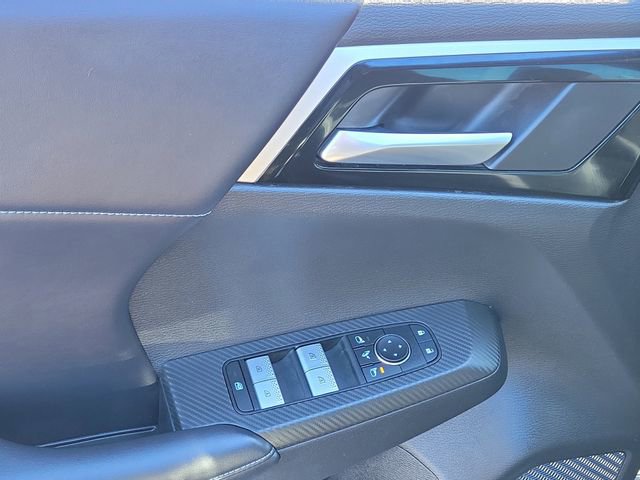 Used 2023 Mitsubishi Outlander SE image 23