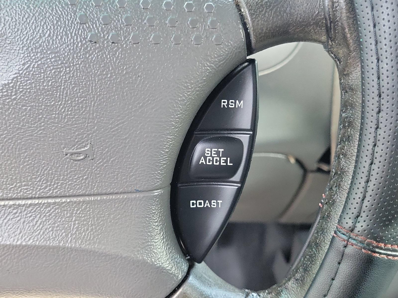 Used 2001 Ford Explorer Sport Trac 4x4 image 22