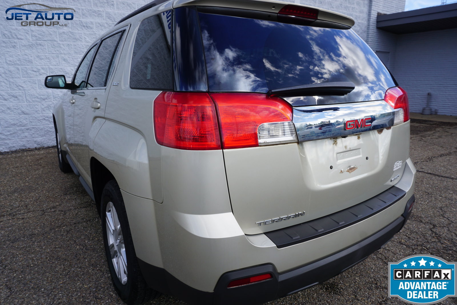 Used 2014 GMC Terrain SLE w/ Convenience Package AWD/4WD image 9