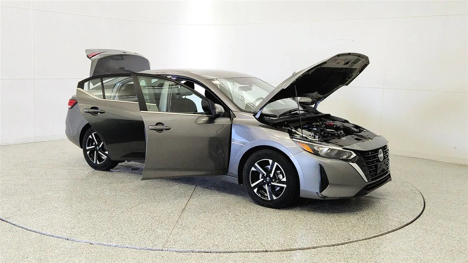 Used 2024 Nissan Sentra SV FWD image 9