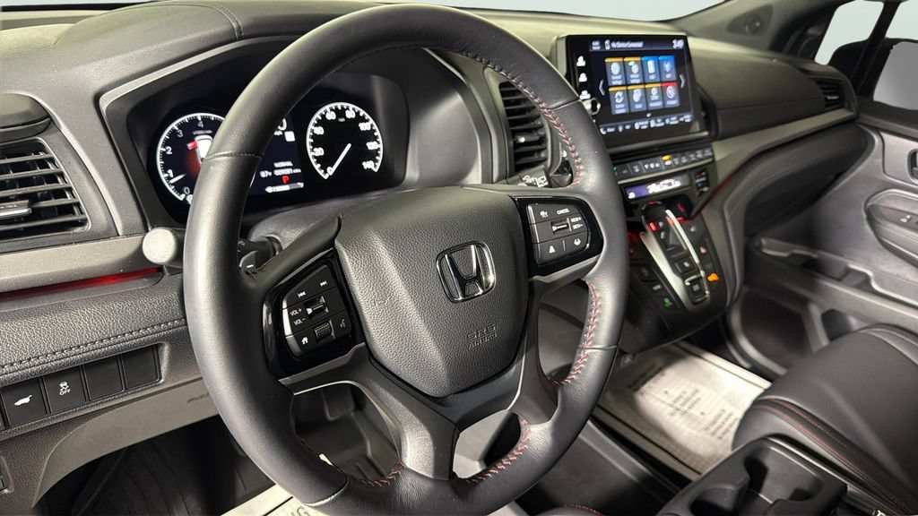 Used 2025 Honda Odyssey Sport-L image 22