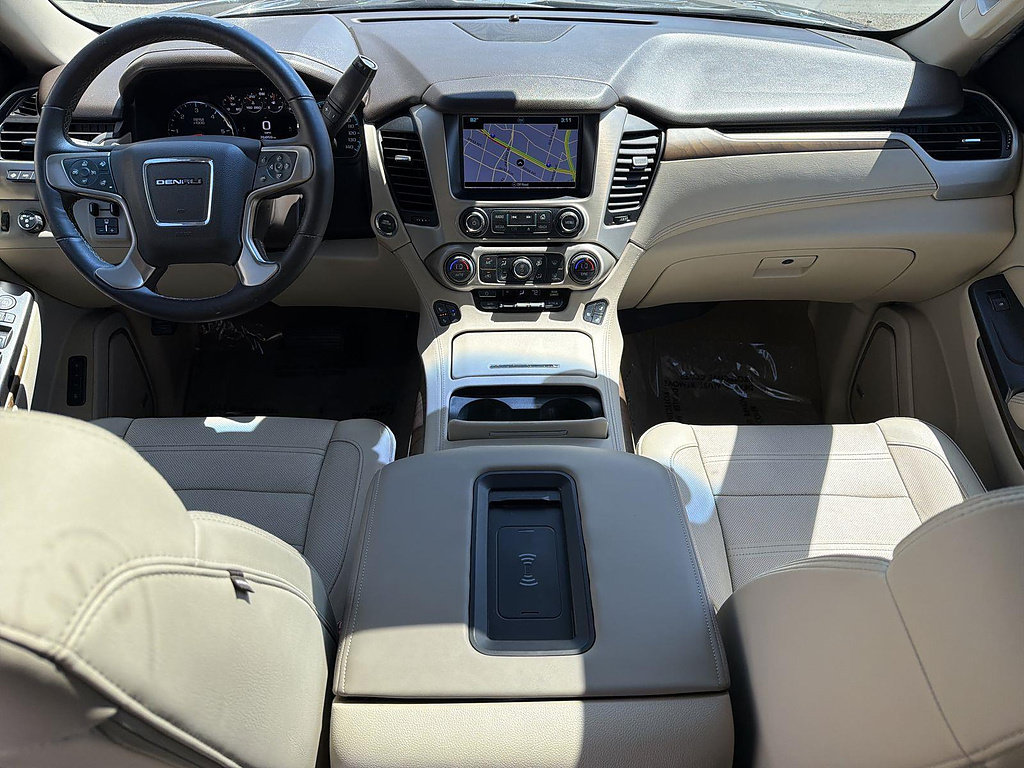 Used 2018 GMC Yukon XL Denali w/ Open Road Package RWD image 20