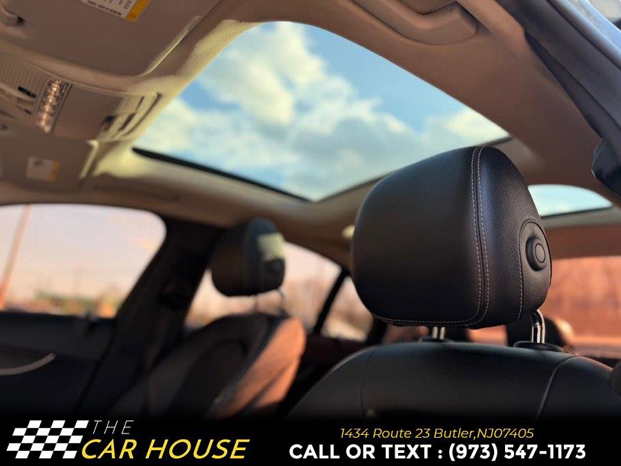 Used 2017 Mercedes-Benz C 300 4MATIC Sedan image 26