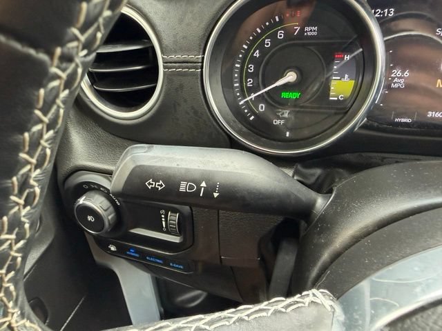Used 2023 Jeep Wrangler Unlimited Sahara w/ Cold Weather Group AWD/4WD image 32