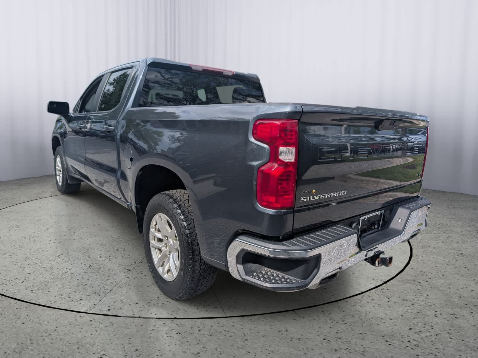 Certified 2022 Chevrolet Silverado 1500 LT AWD/4WD image 5