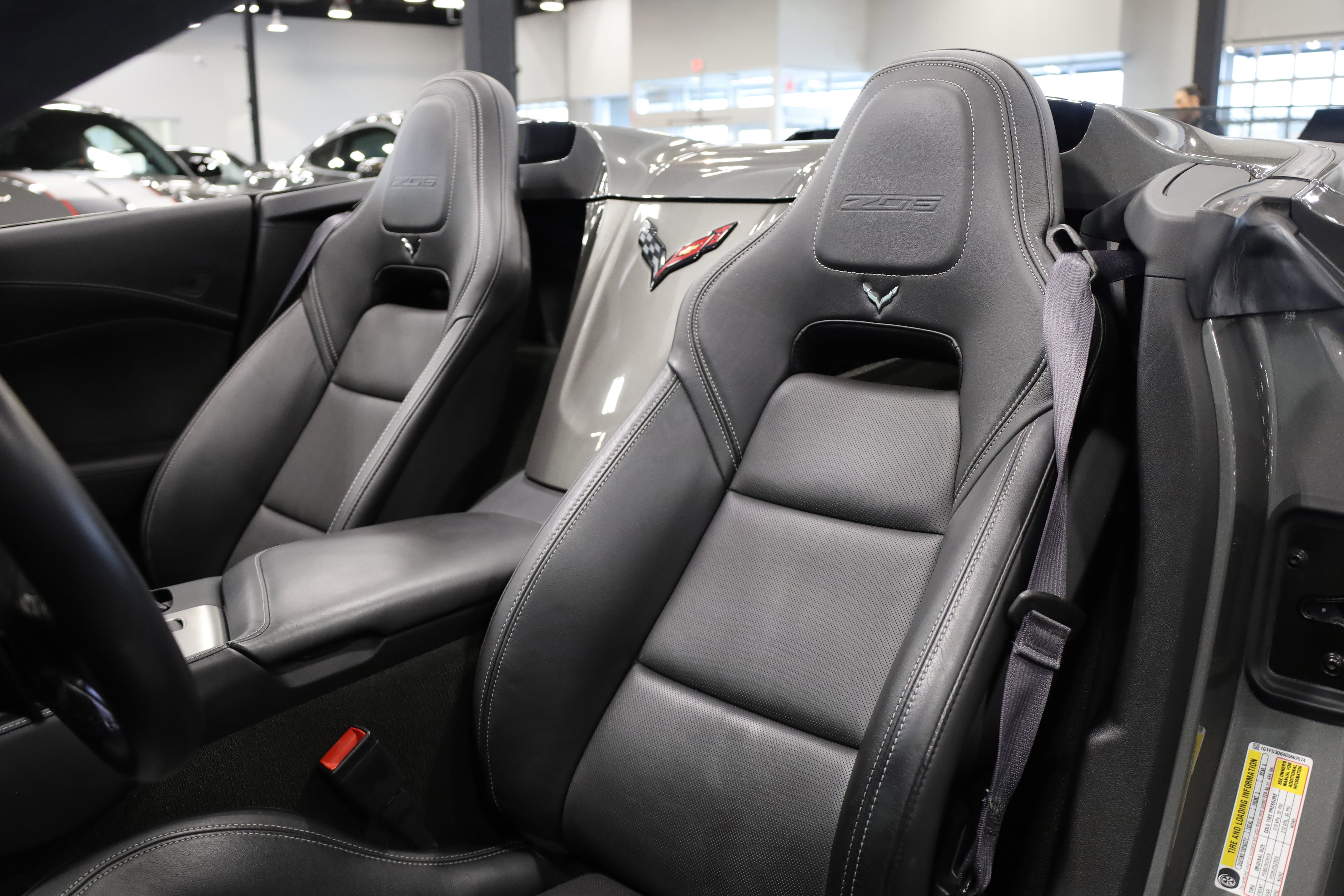 Used 2016 Chevrolet Corvette Z06 w/ 3LZ Preferred Equipment Group image 17