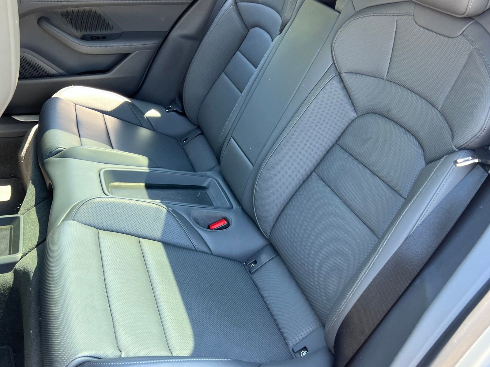 Certified 2022 Porsche Taycan 4S image 18