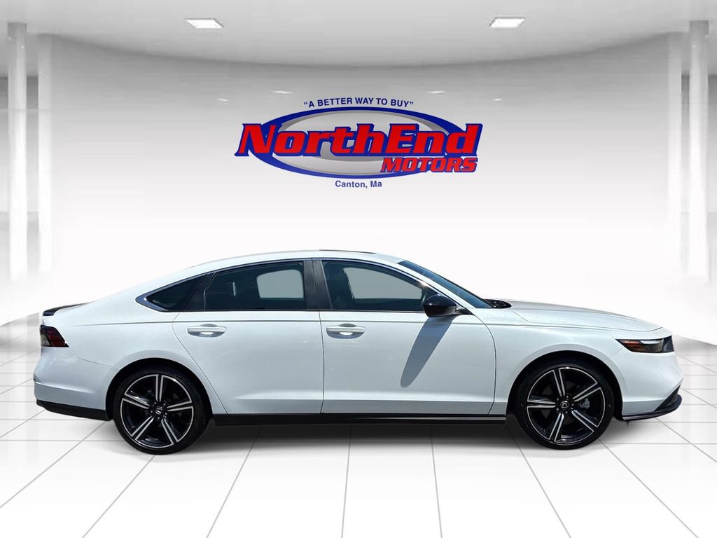 Used 2024 Honda Accord Sport image 8