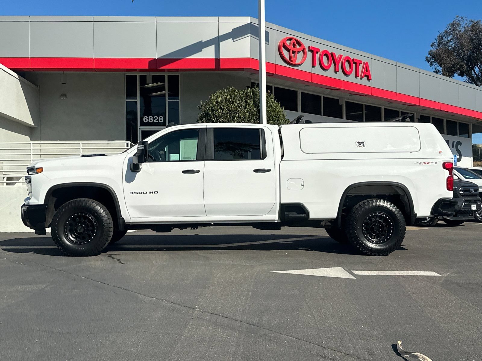 Used 2024 Chevrolet Silverado 3500 W/T w/ WT Convenience Package AWD/4WD image 2