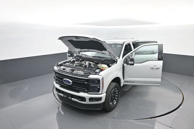 New 2026 Ford F350 Platinum w/ FX4 Off-Road Package image 36