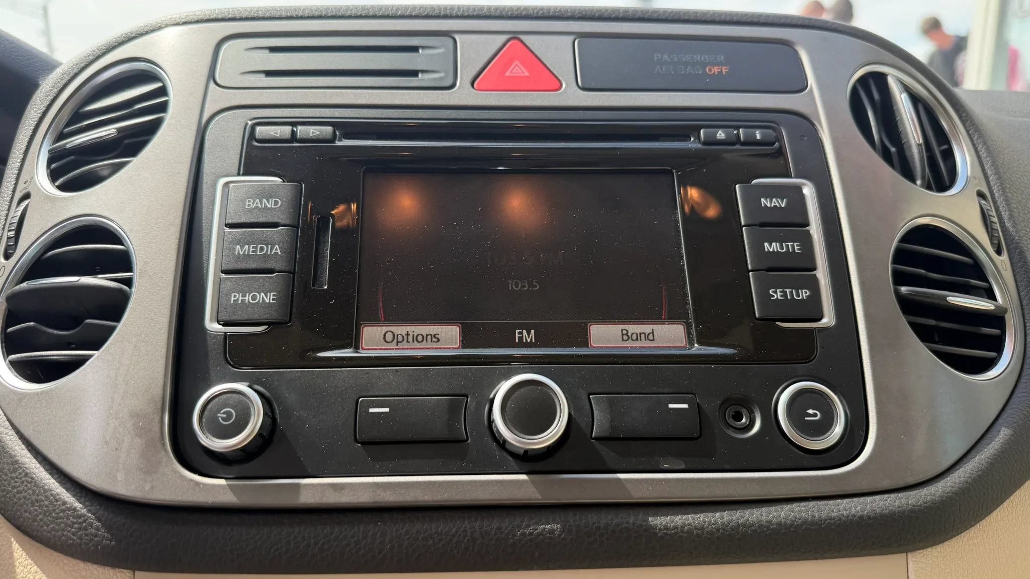Used 2011 Volkswagen Tiguan S AWD/4WD image 18