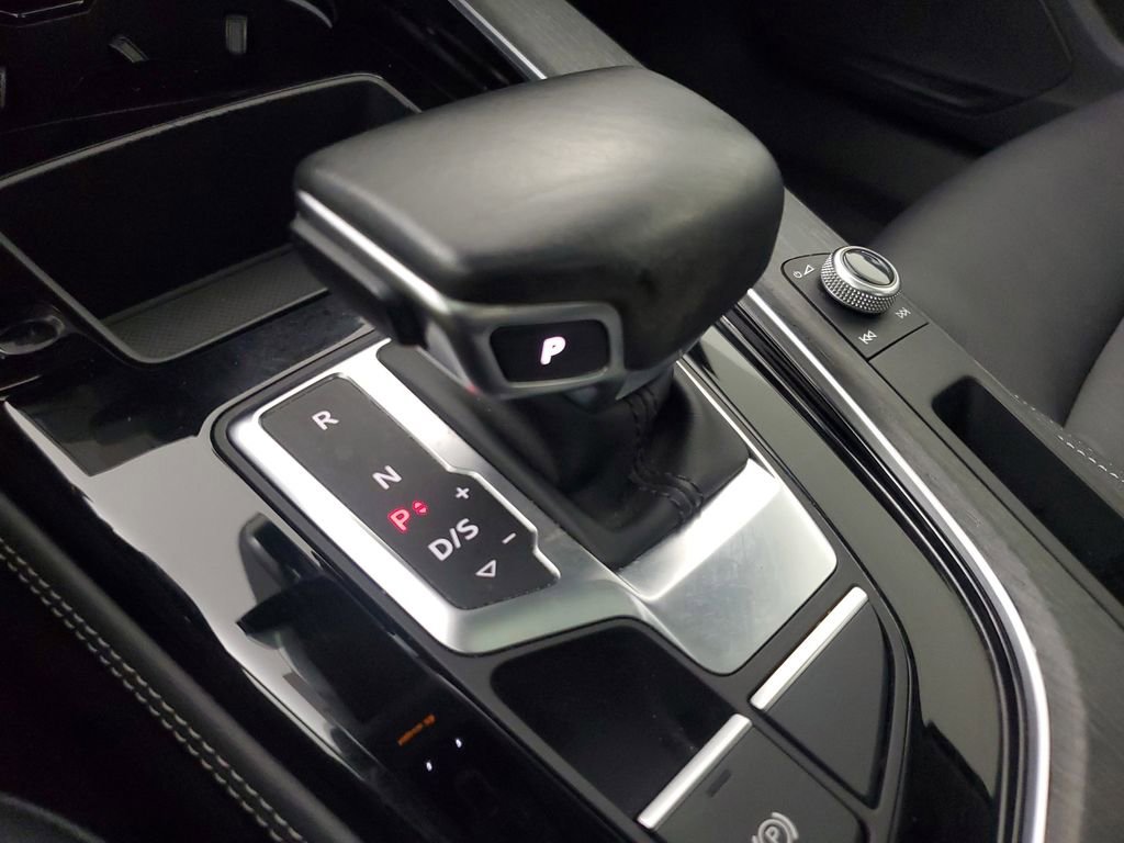 Used 2021 Audi A4 2.0T Premium Plus image 29