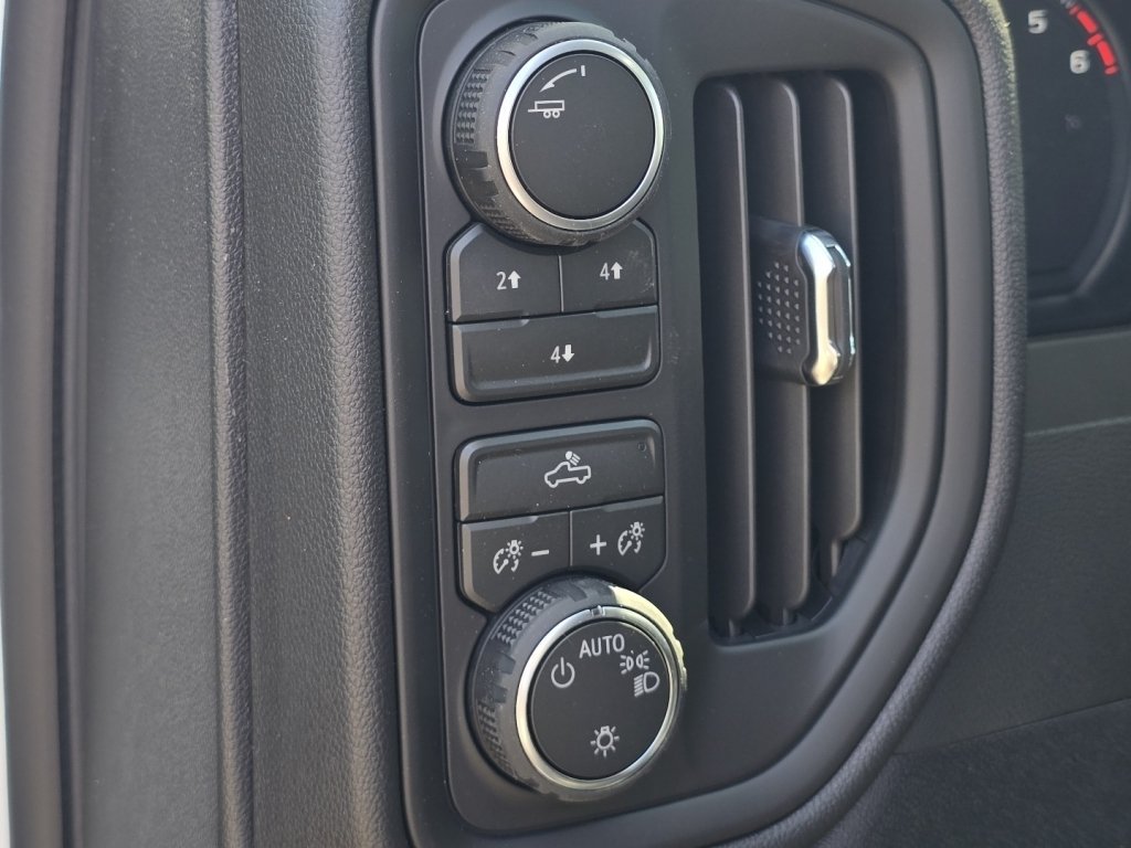 New 2026 Chevrolet Silverado 2500 Custom w/ Custom Convenience Package AWD/4WD image 8
