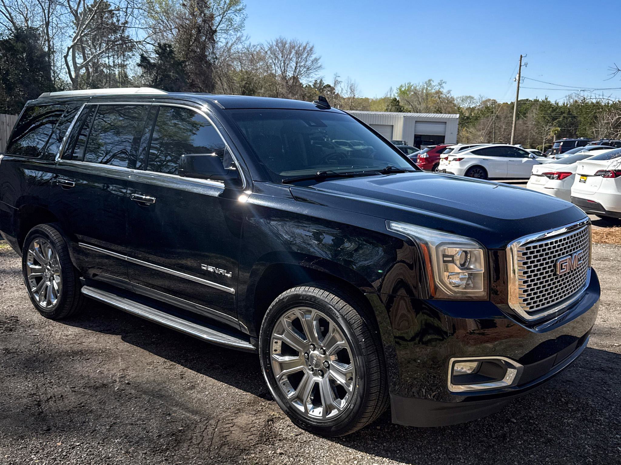Used 2017 GMC Yukon Denali w/ Open Road Package image 13
