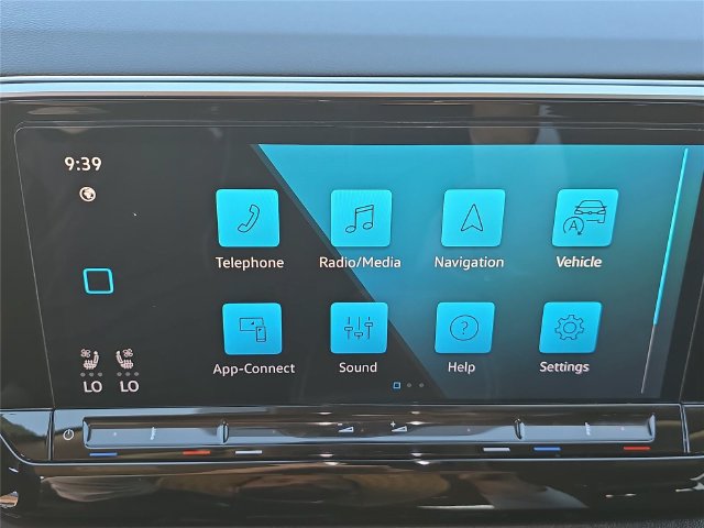 Used 2024 Volkswagen Atlas SE FWD image 23