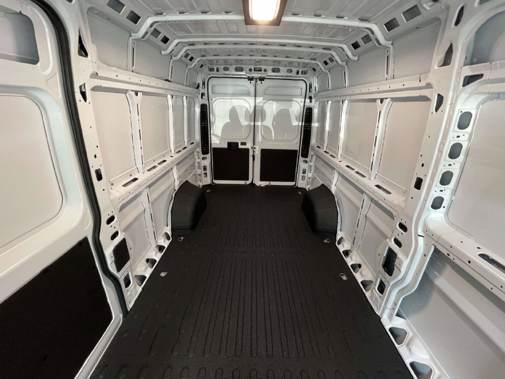 New 2026 RAM ProMaster 3500 w/ Convenience Group FWD image 20
