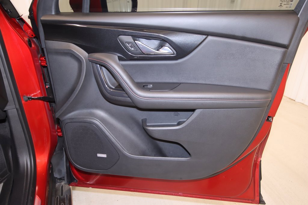 Used 2021 Chevrolet Blazer RS w/ Enhanced Convenience Package image 23