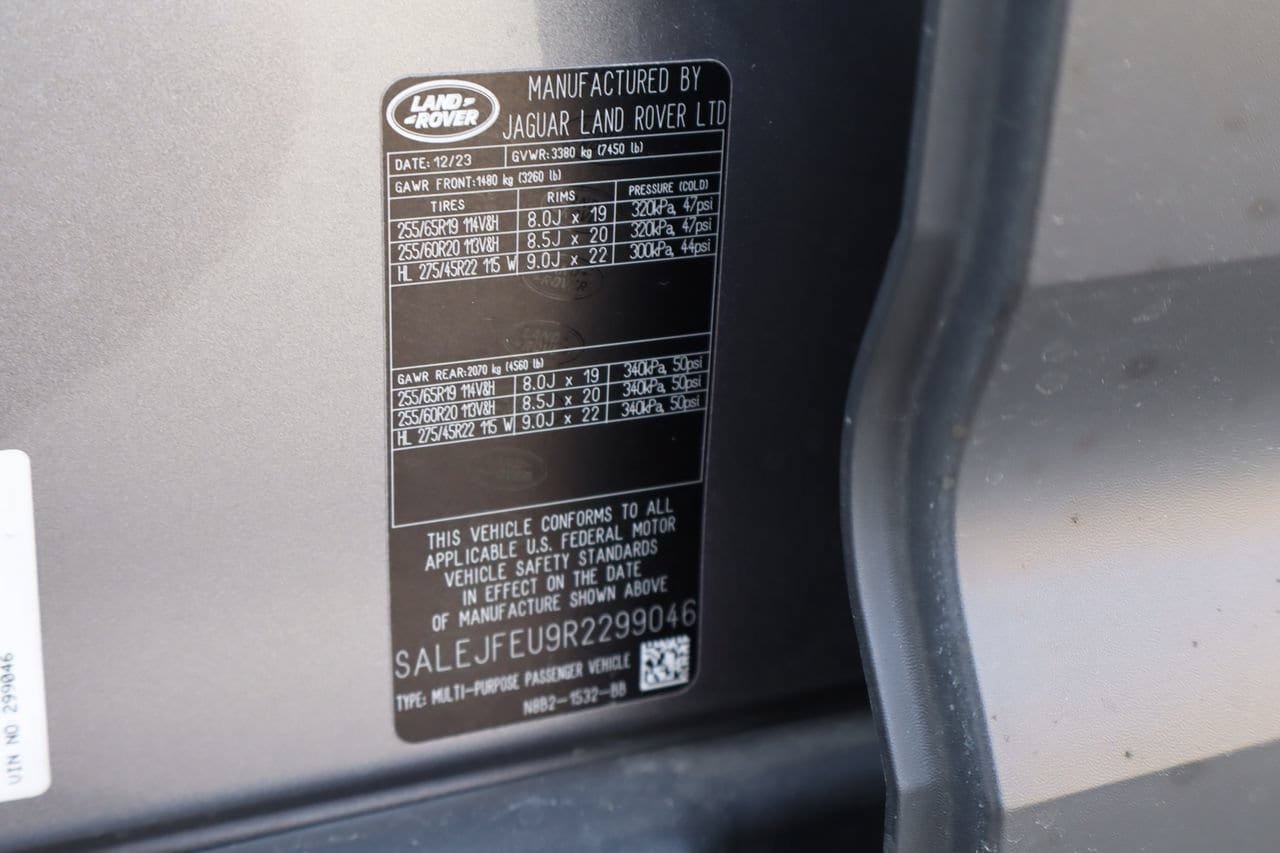 Used 2024 Land Rover Defender 130 S AWD/4WD image 31
