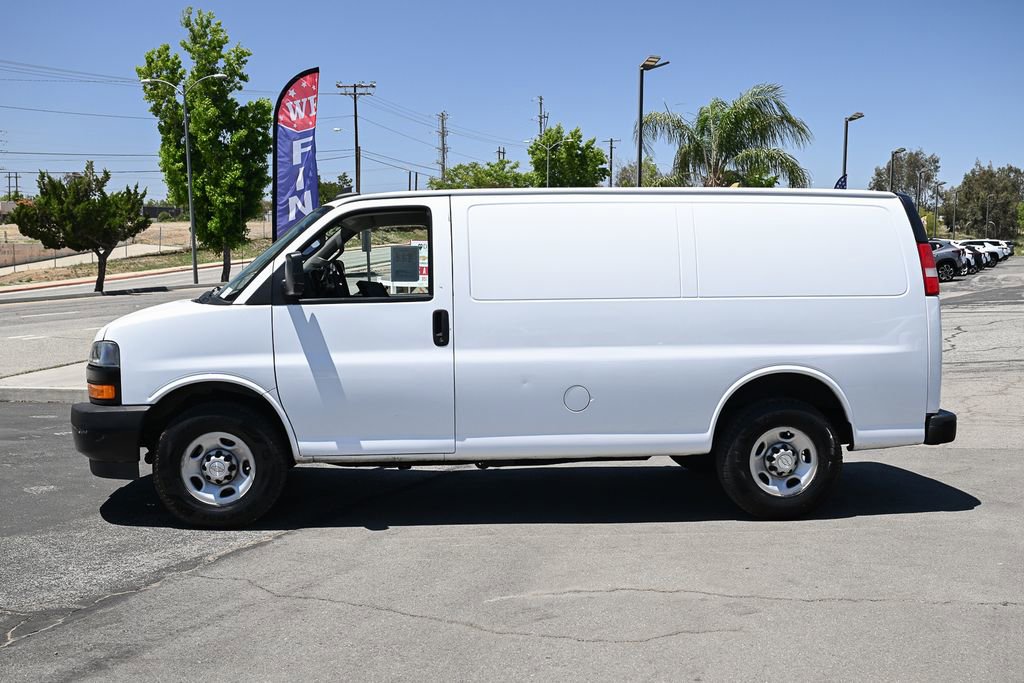 Used 2021 Chevrolet Express 2500 RWD image 8