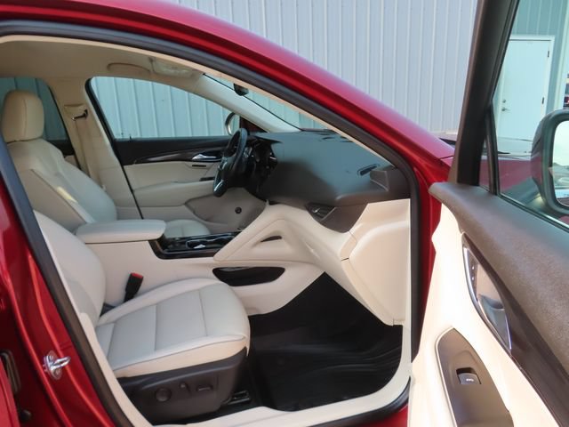 Used 2021 Buick Envision Essence w/ Technology Package I AWD/4WD image 23