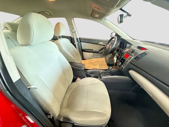 Used 2013 Kia Forte EX FWD image 24
