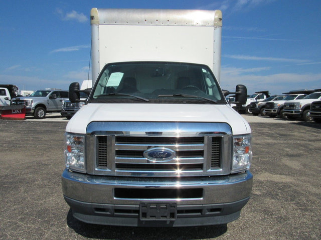 Used 2022 Ford E-450 and Econoline 450 Super Duty w/ Power Windows & Locks Group RWD image 8