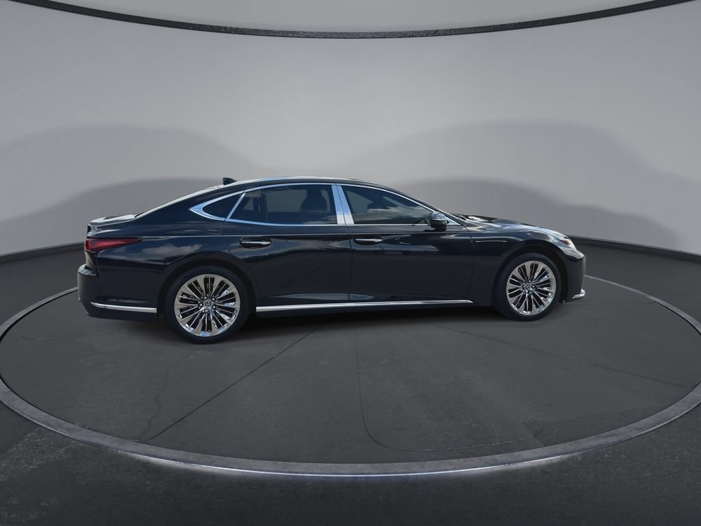 Certified 2022 Lexus LS 500 w/ Accessory Package (Z1) RWD image 9