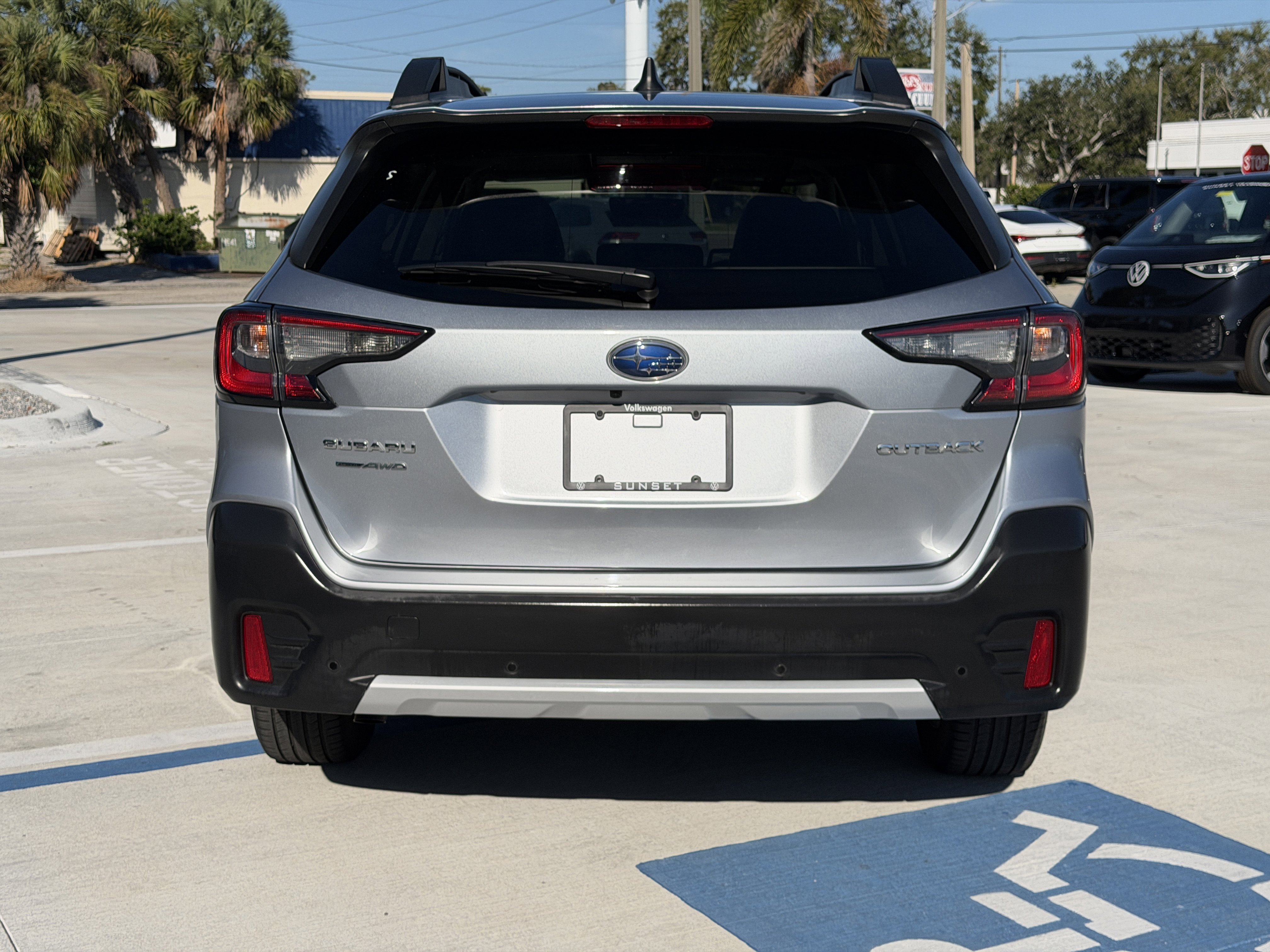 Used 2022 Subaru Outback Limited image 6