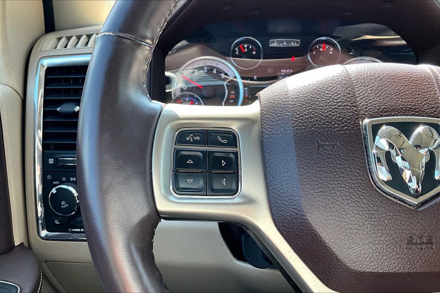 Used 2017 RAM 1500 Laramie w/ Convenience Group AWD/4WD image 21