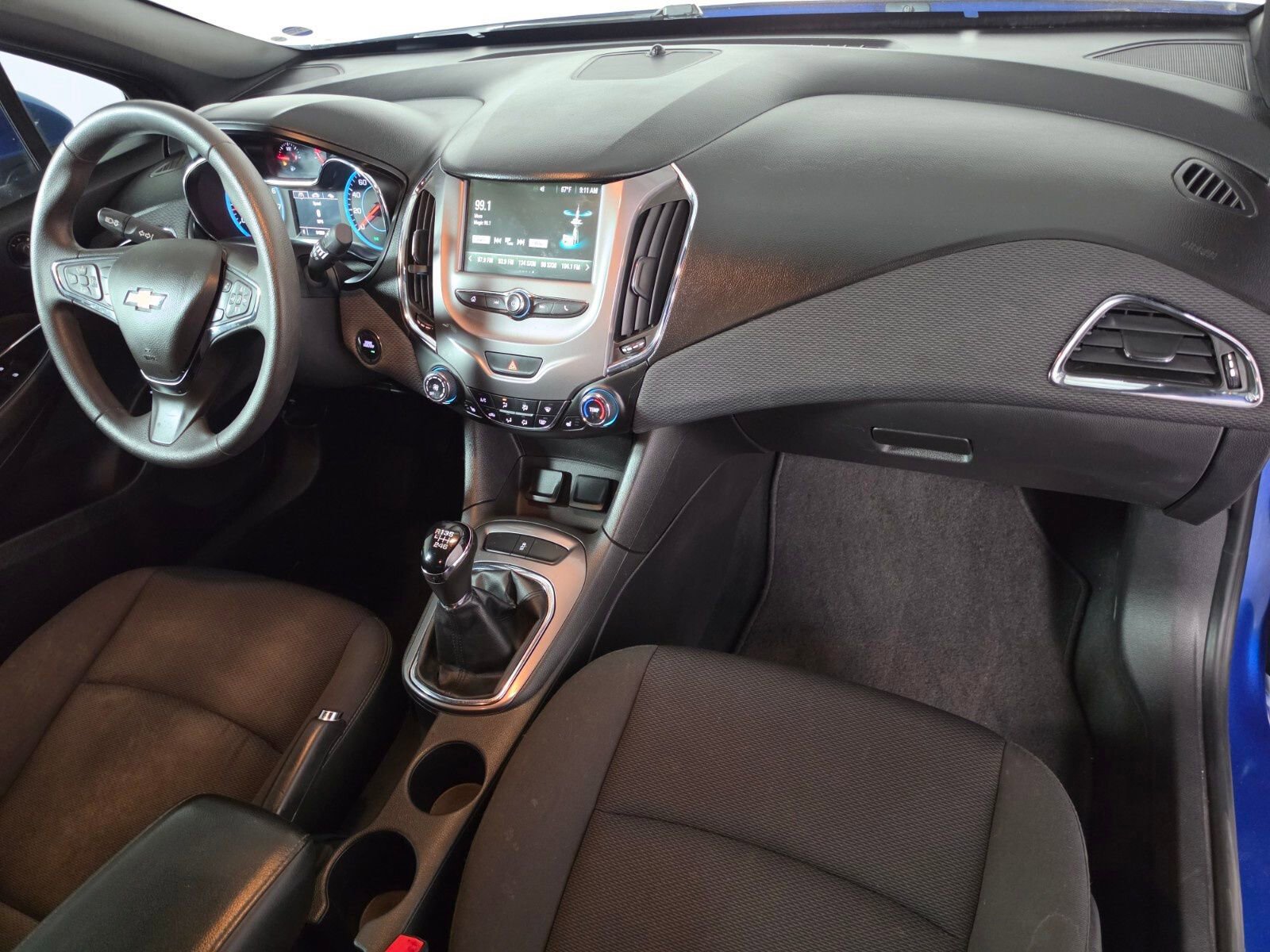 Used 2016 Chevrolet Cruze LT w/ Convenience Package FWD image 22