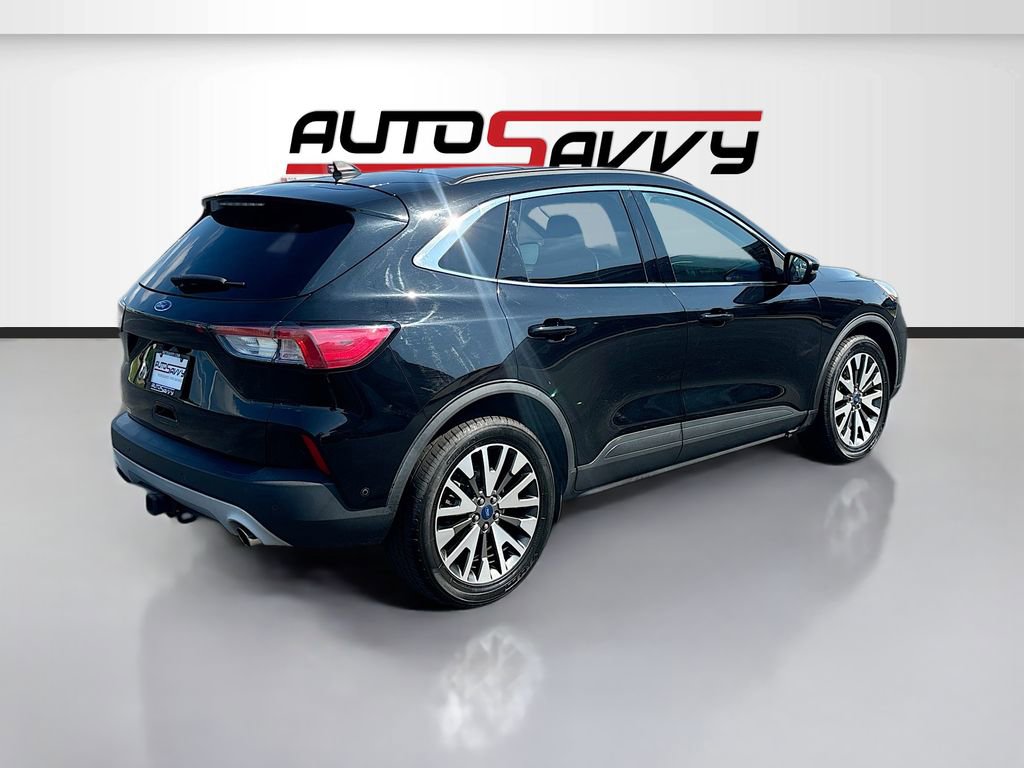 Used 2020 Ford Escape Titanium image 7