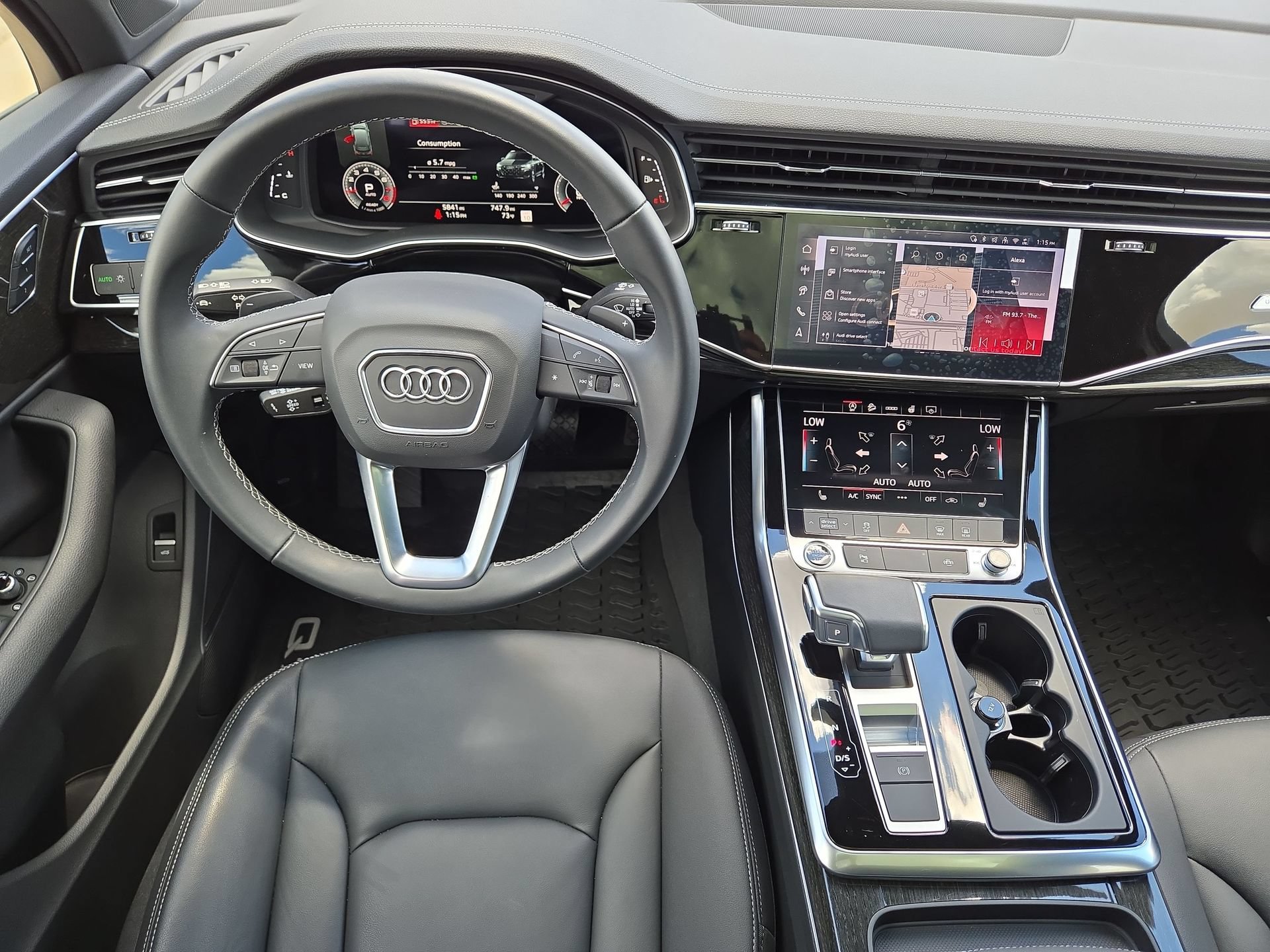 Certified 2026 Audi Q7 2.0T Premium w/ Convenience Plus Package AWD/4WD image 14