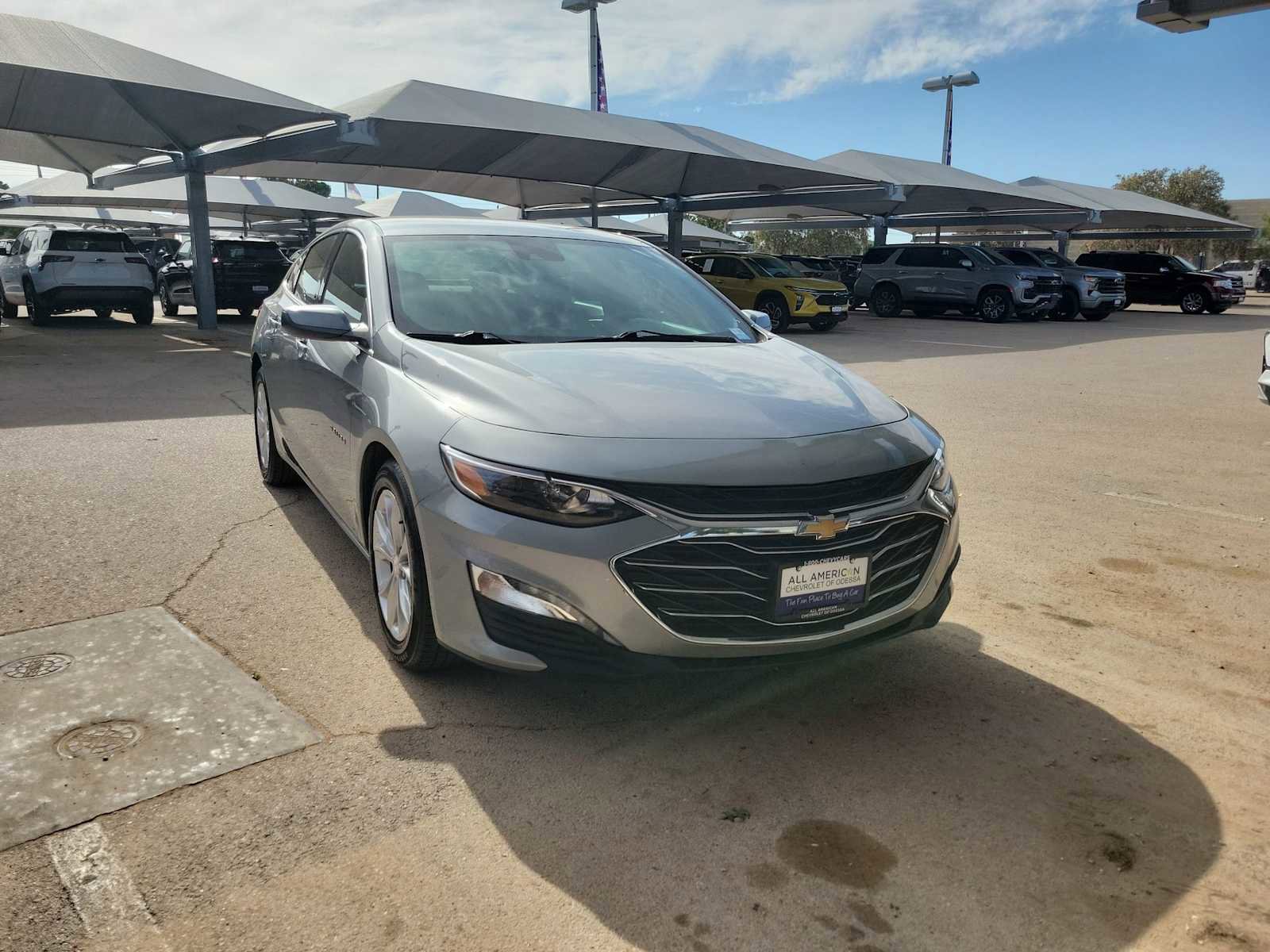 Used 2024 Chevrolet Malibu LT FWD image 2