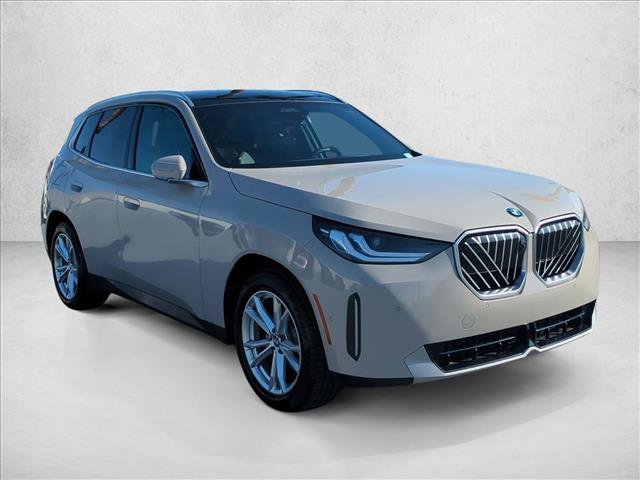 Certified 2025 BMW X3 xDrive30 w/ Premium Package AWD/4WD image 3