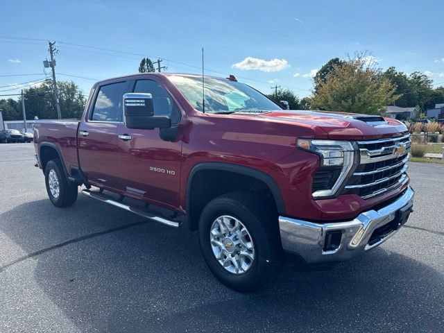 Used 2024 Chevrolet Silverado 3500 LTZ w/ LTZ Plus Package AWD/4WD image 7
