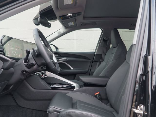 Used 2025 Audi Q5 Premium Plus w/ Premium Plus image 17