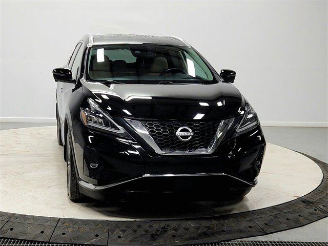 Used 2023 Nissan Murano Platinum w/ Cargo Package image 2
