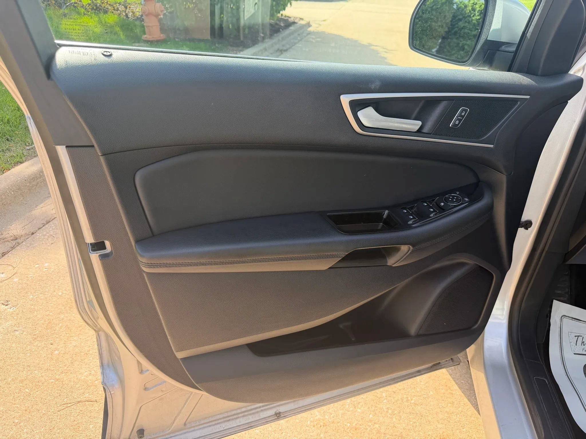Used 2019 Ford Edge SEL w/ Equipment Group 201A AWD/4WD image 15