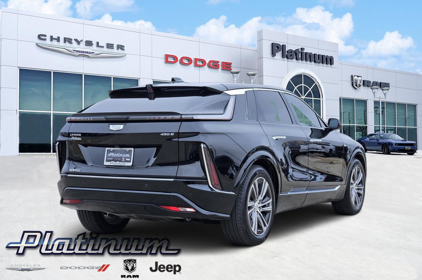 Used 2024 Cadillac Lyriq Luxury w/ LPO, Floor Liner Package image 5