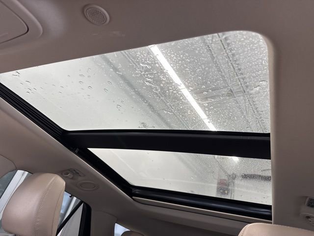 Used 2021 Ford Explorer Limited w/ Equipment Group 301A image 32