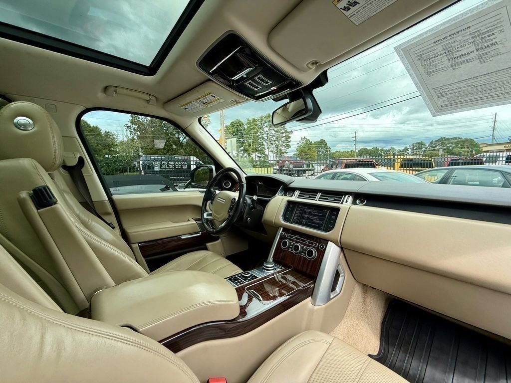 Used 2014 Land Rover Range Rover Supercharged image 25
