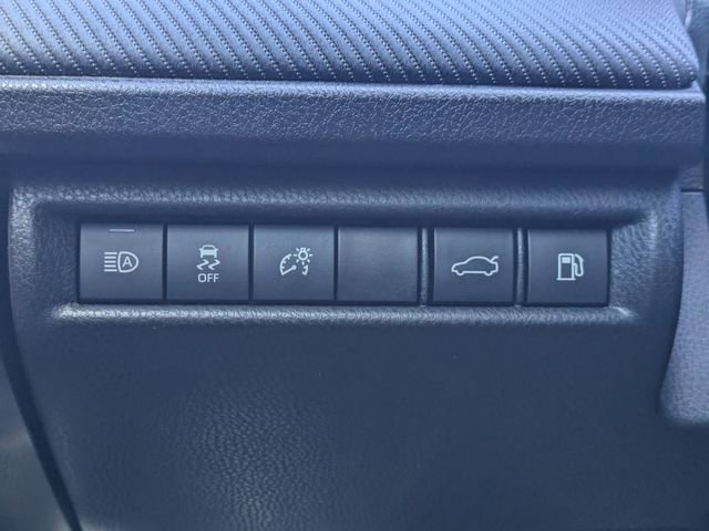 Used 2025 Toyota Camry SE FWD image 23