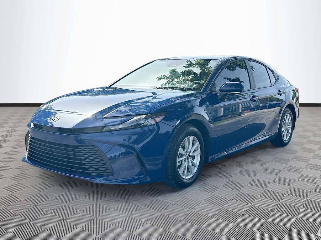 Used 2026 Toyota Camry LE FWD image 3